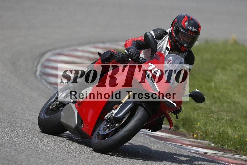 /27 12.06.2025 Ducati Schweiz Trackday Warmup  ADR/blau-bleu/19-2